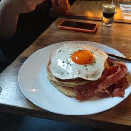 Budapeste: Brunch sem álcool, incluindo bebidas e comida