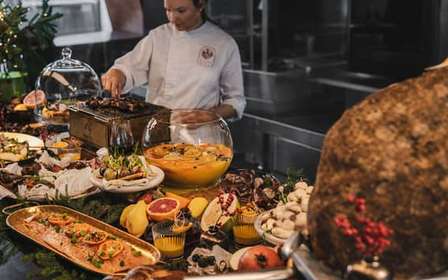 Budapeste: NYE ou Cruzeiro com Jantar Festivo River Diva Exclusive