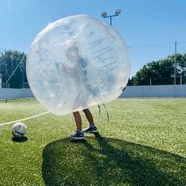 Futebol Bolha com cerveja em Budapeste