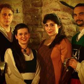 Budapeste: Jantar com espetáculo medieval e bebidas