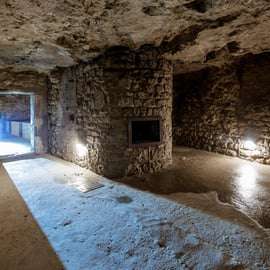 Budapeste: O cerco do Castelo de Buda durante a Segunda Guerra Mundial e a visita ao abrigo anti-bombas