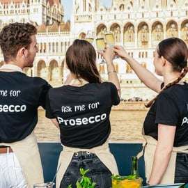 Budapeste: Cruzeiro turístico noturno com Prosecco ilimitado