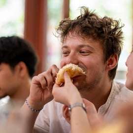 Budapeste: Tour gastronômico guiado com vinho, cerveja e shots