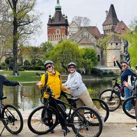 Budapeste: Excursão Completa de Bicicleta Elétrica pelos Destaques de Buda e Peste