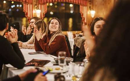 Budapeste: Cruzeiro pelo Danúbio com jantar húngaro e música ao vivo