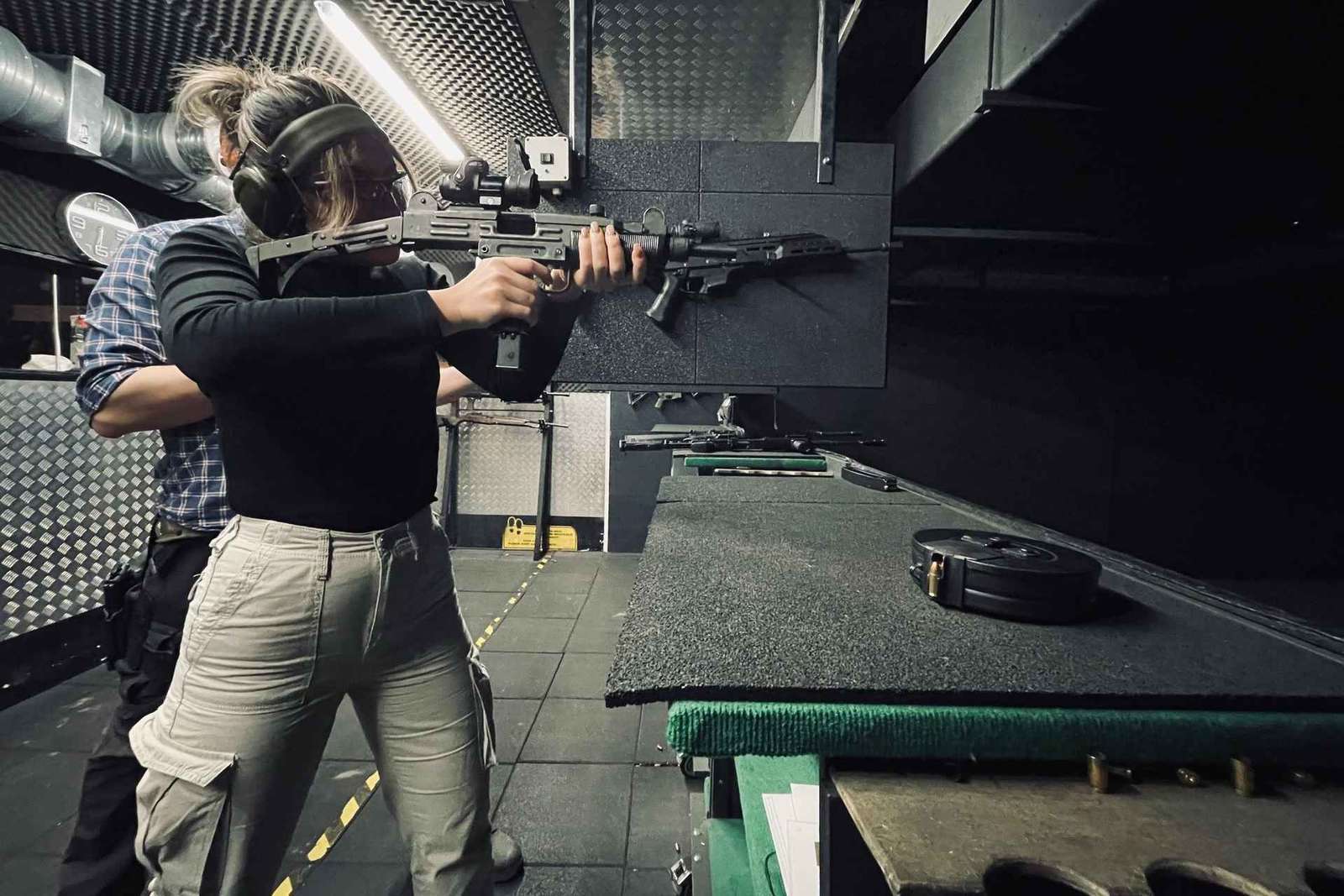 Budapeste: Pacote de tiro com armas de Hollywood