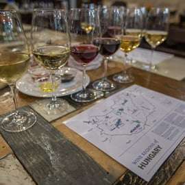 Budapeste: Prova de vinhos, queijos e charcutaria