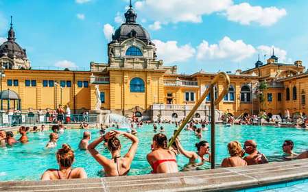 Budapeste: Dia inteiro no Széchenyi Spa com degustação opcional