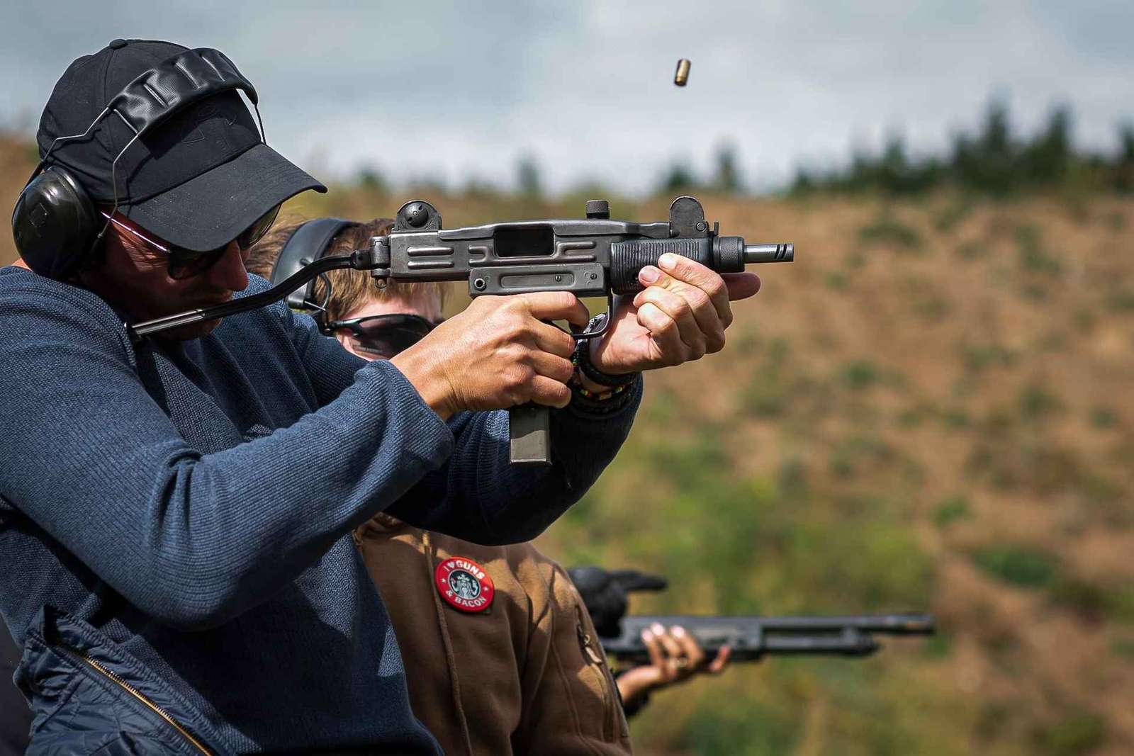 Budapeste: Experiência de Tiro 3 a 10 armas + Serviço de Busca no Hotel