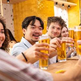 Budapeste: Tour gastronômico guiado com vinho, cerveja e shots