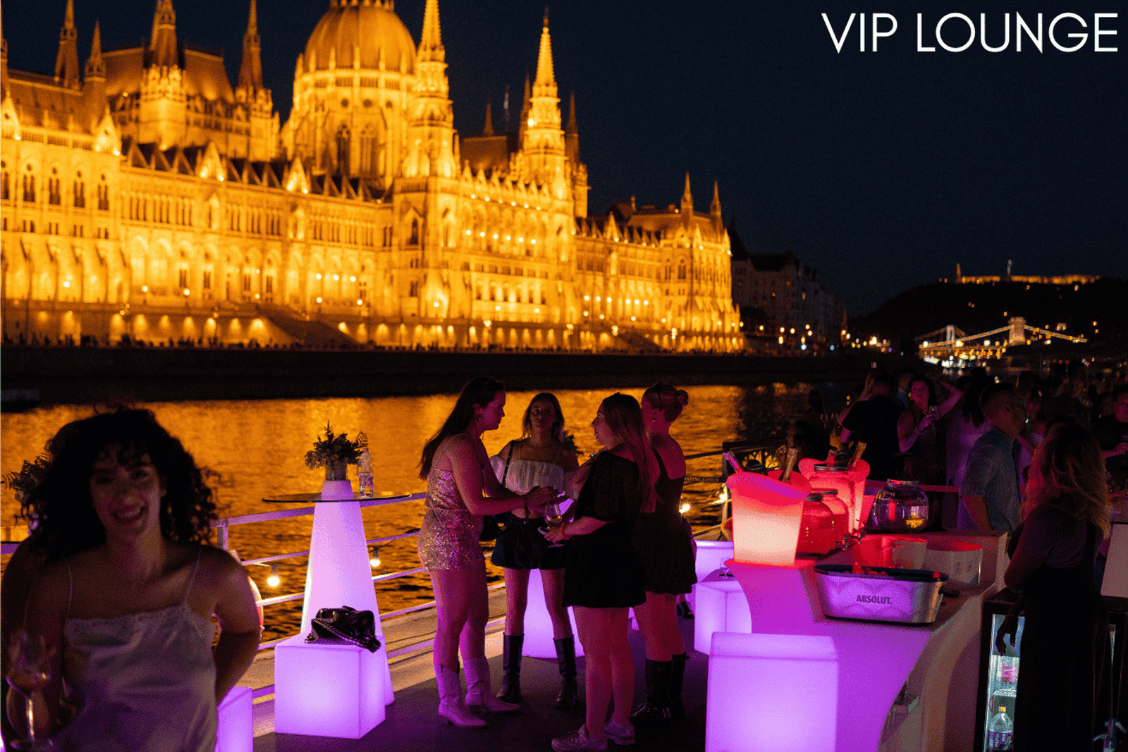 Budapeste: cruzeiro Lotus com Aperol e Prosecco à vontade