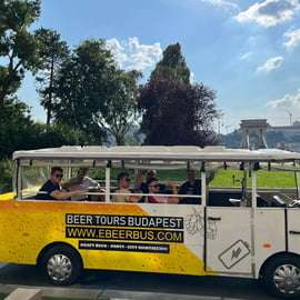 Budapeste: Passeio turístico particular eBeerBus