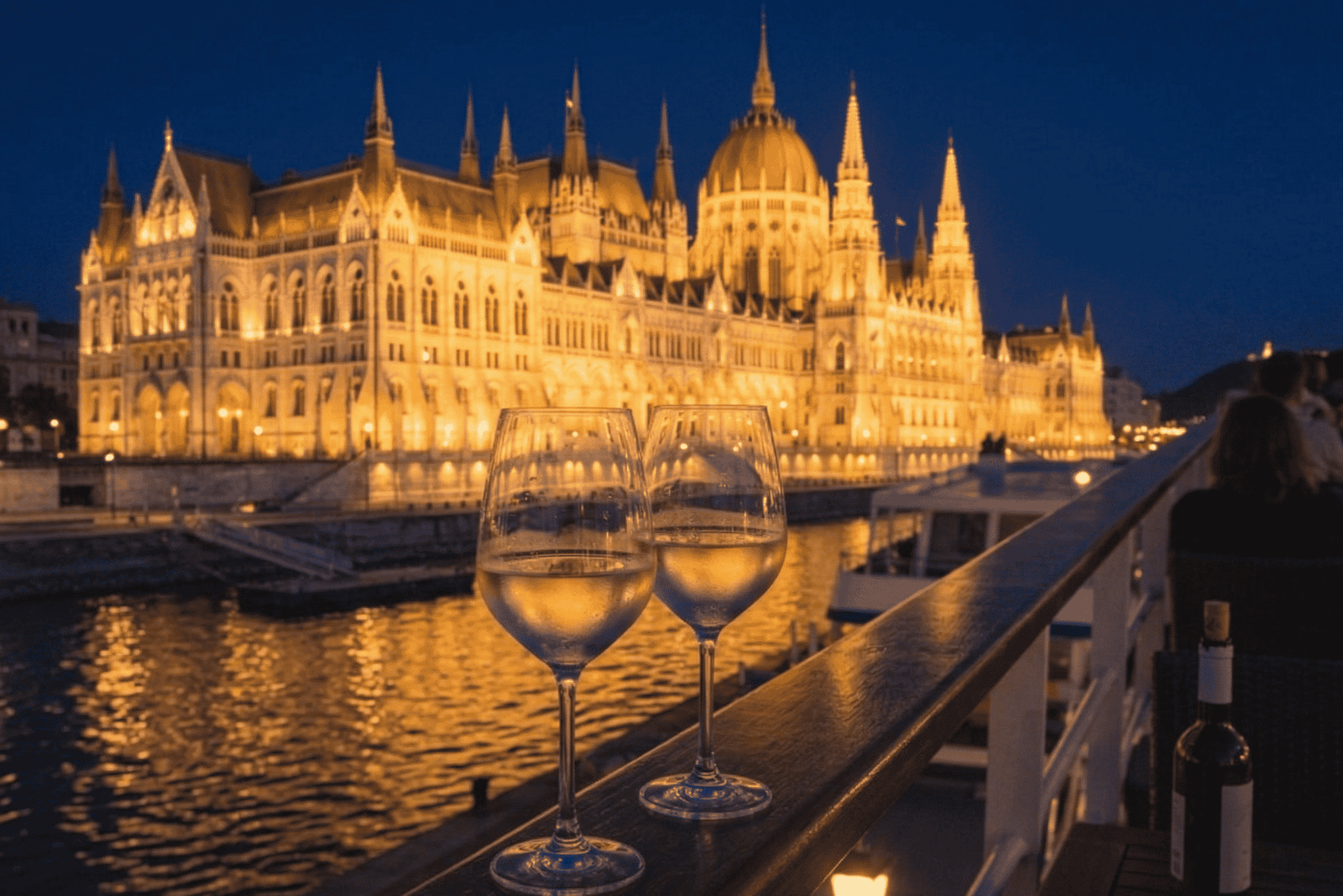 Budapeste: Cruzeiro Noturno com Prosecco, Vinho e Cerveja Ilimitados