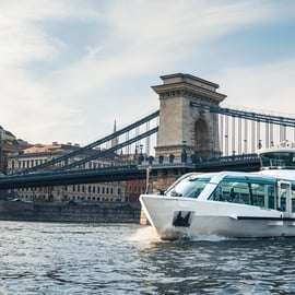 Budapeste: Passeio de barco durante o dia