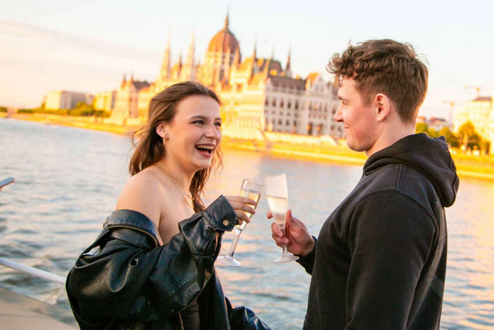 Budapeste: Cruzeiro no Rio Danúbio com Prosecco Ilimitado