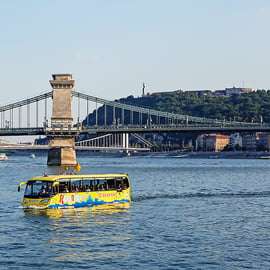 Budapeste: Excursão de autocarro flutuante por terra e água