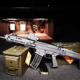 Budapeste: Pacote de tiro com armas de Hollywood