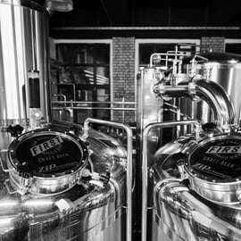 Budapeste: Visita à cervejaria "First Craft Beer" e prova de cerveja