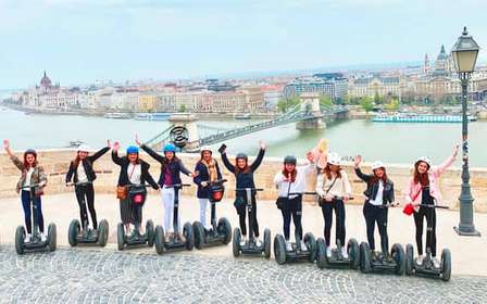 Budapeste: City Highlights Segway Tour