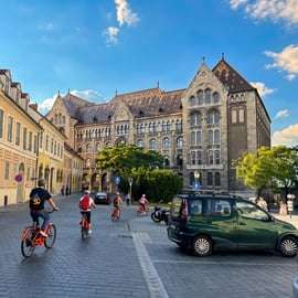 Budapeste: passeio histórico de bicicleta de 2,5 horas com guia local