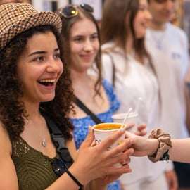 Budapeste: Tour gastronômico guiado com vinho, cerveja e shots