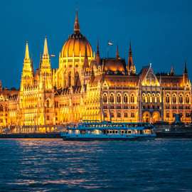 Budapeste: Cruzeiro ao pôr do sol
