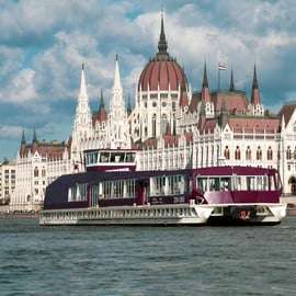 Budapeste: Cruzeiro turístico noturno ou diurno