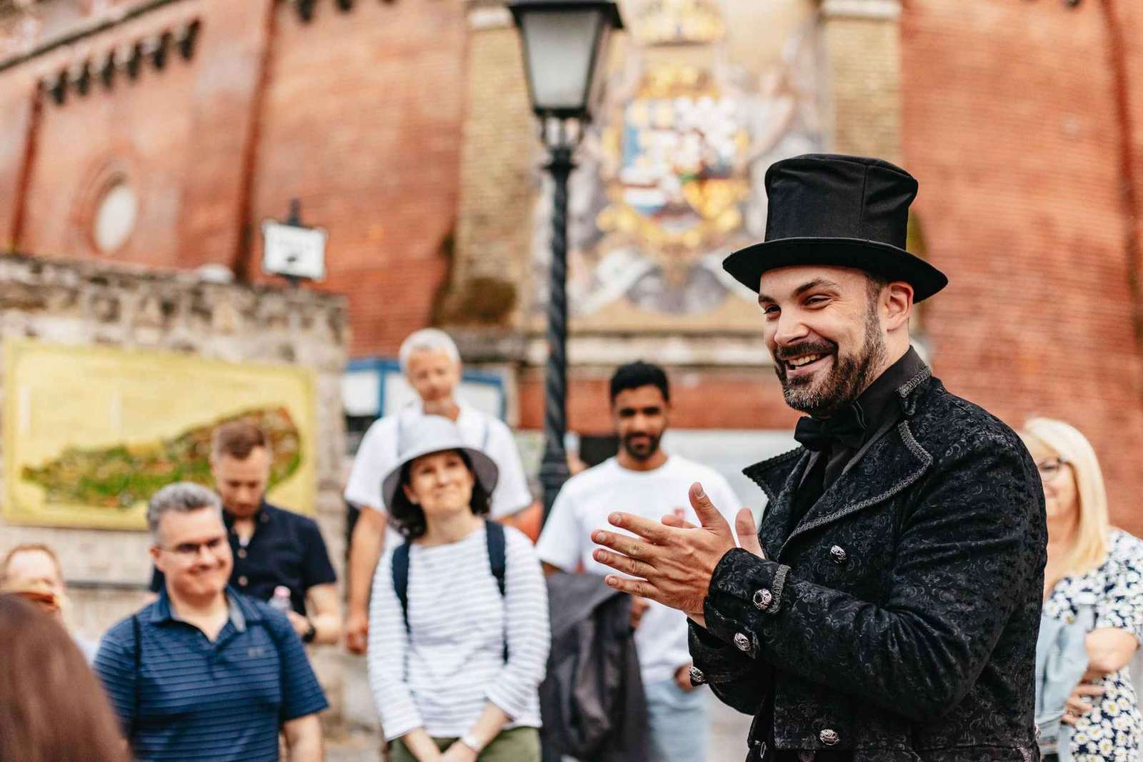 Budapeste: Visita nocturna aos vampiros e mitos do distrito do Castelo de Buda