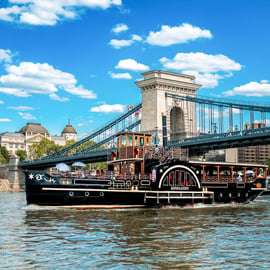 Budapeste: cruzeiro histórico com bebida de boas-vindas