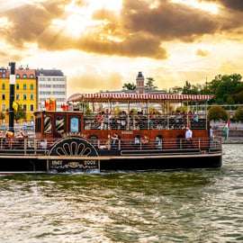 Budapeste: cruzeiro histórico com bebida de boas-vindas