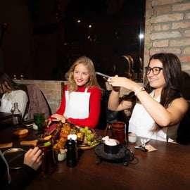 Budapeste: Jantar de Banquete Real com Bebidas e Espetáculos ao Vivo