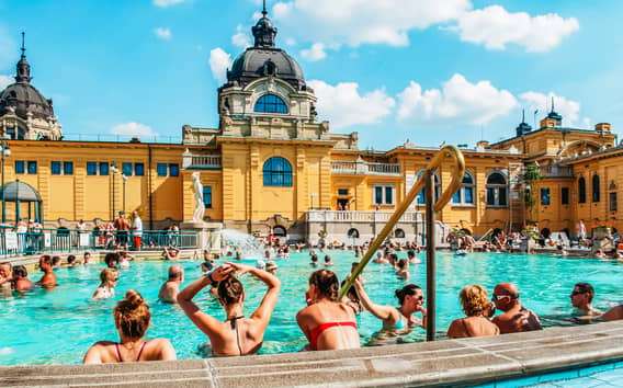 Budapeste: Dia inteiro no Széchenyi Spa com degustação opcional