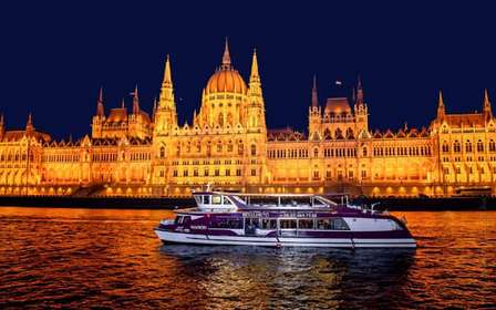 Budapeste: Cruzeiro no Danúbio com Dança Folclórica e Bebidas