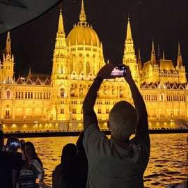 Budapeste: Cruzeiro turístico noturno ou diurno