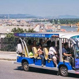 Budapeste: Autocarro Elétrico Hop-On Hop-Off Oficial do Castelo de Buda