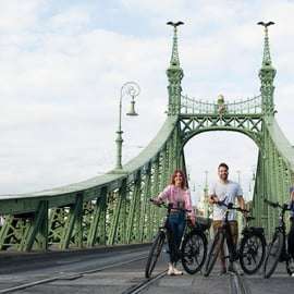 Budapeste: Passeio turístico guiado em E-Bike