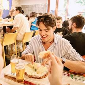 Tour gastronômico guiado em Budapeste com bebidas incluídas